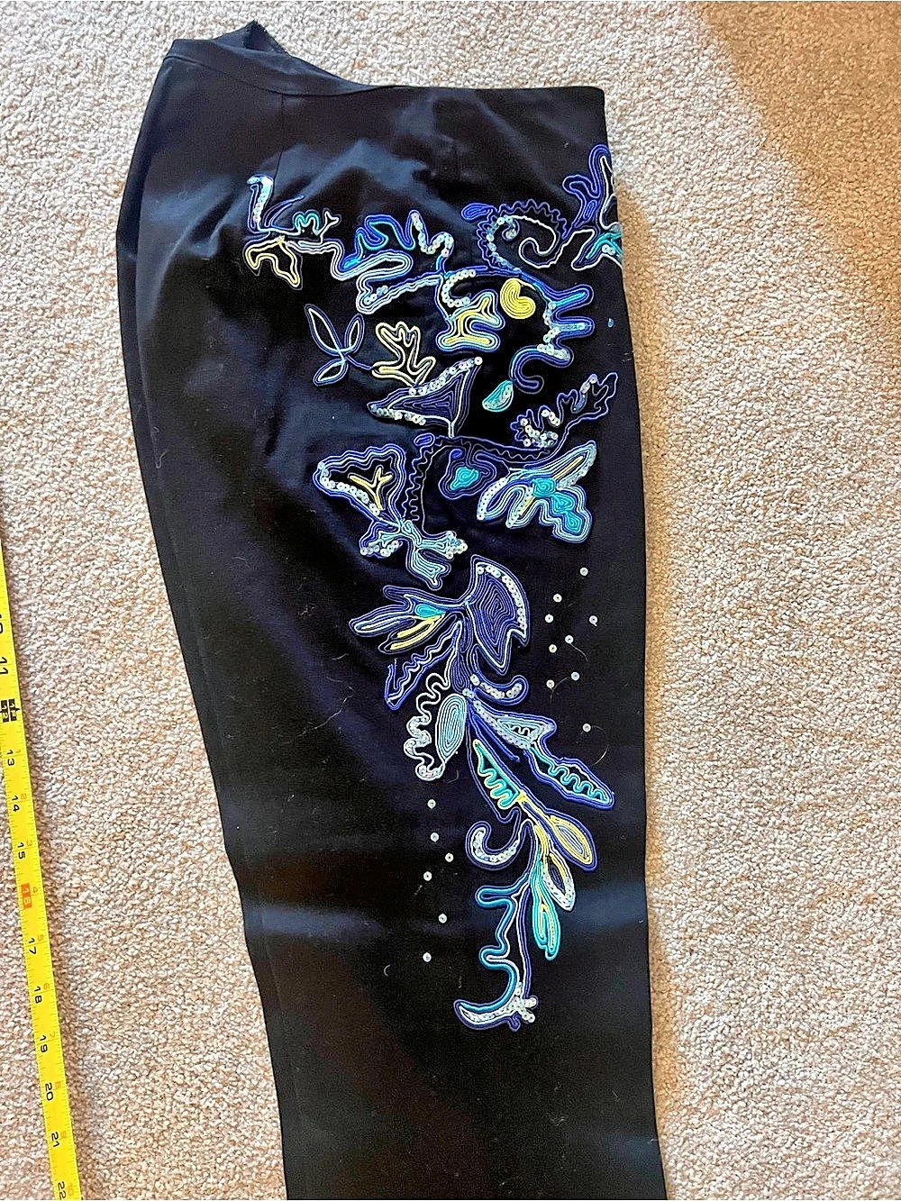 Cache Embroidered Straight Leg Pants in Black & Blue Size 0 - Picture 7 of 10